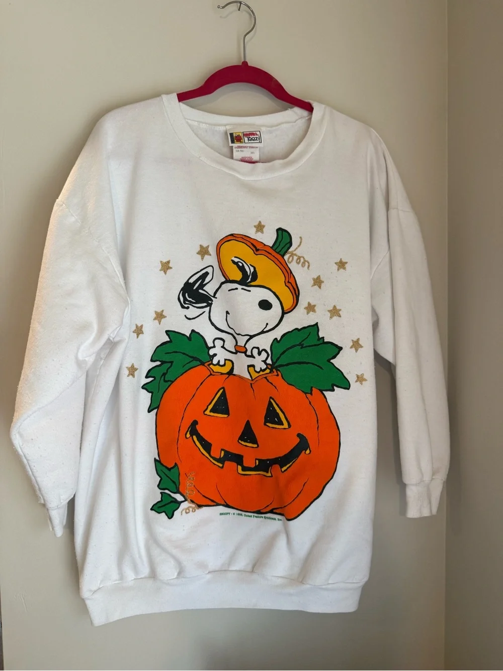 Vintage White Snoopy Halloween Sweatshirt - Picture 1 of 3